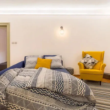 Thann - 1 - 5 Pers - Parking